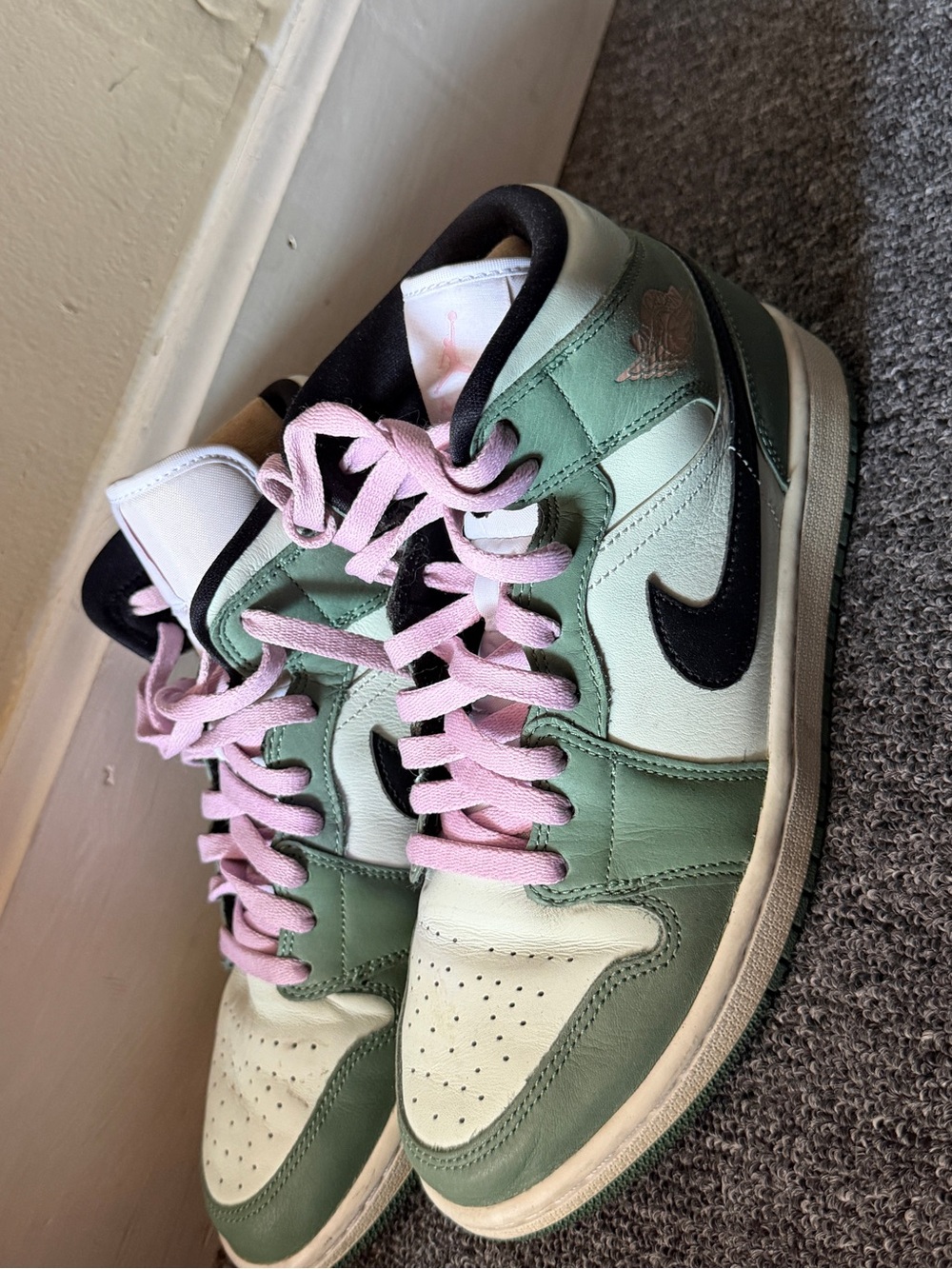 Nike Air Jordan 1 Low Mint Green Pink Laced Sneakers